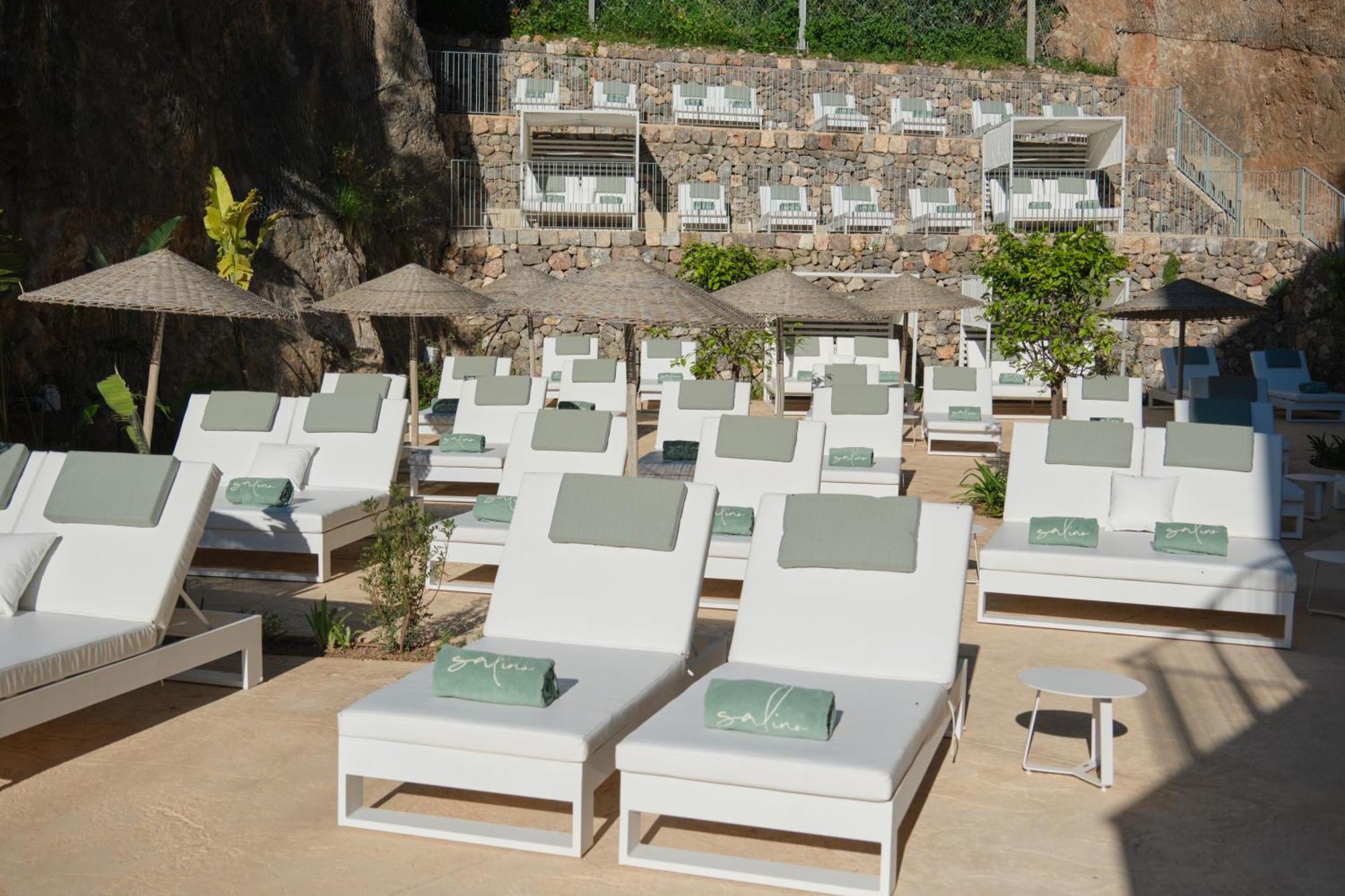 Отель Salino Port Soller Пуэтро де Соллер Экстерьер фото